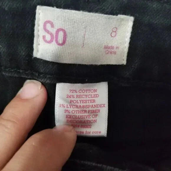 🔴 So Embroidered detail Black denim shorts size 8 (F22) - Picture 5 of 9